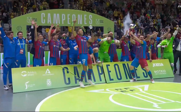 El Barça s’endú la Copa de futbol sala en una elèctrica tanda de penals